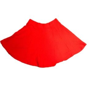 NWT H&M Divided red zip up skater skirt medium